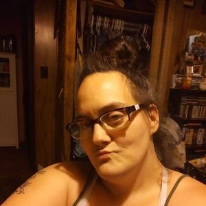 Meet your Posher, Chrissy